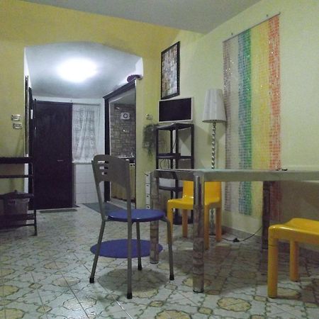 Monolocale Fronte Strada Napoli Centro Storico Villa Ngoại thất bức ảnh
